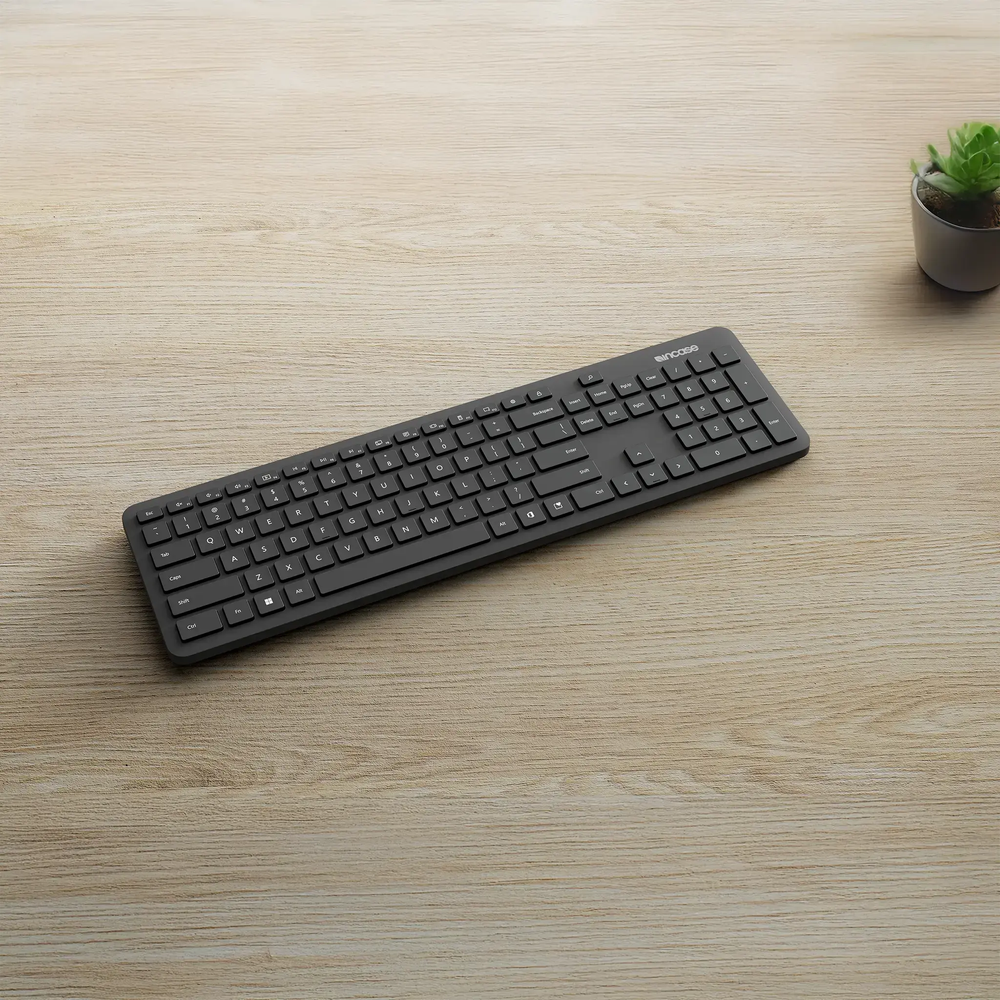 incase-designed-by-microsoft-bluetooth-tastatur-schwarz-englisch image 2