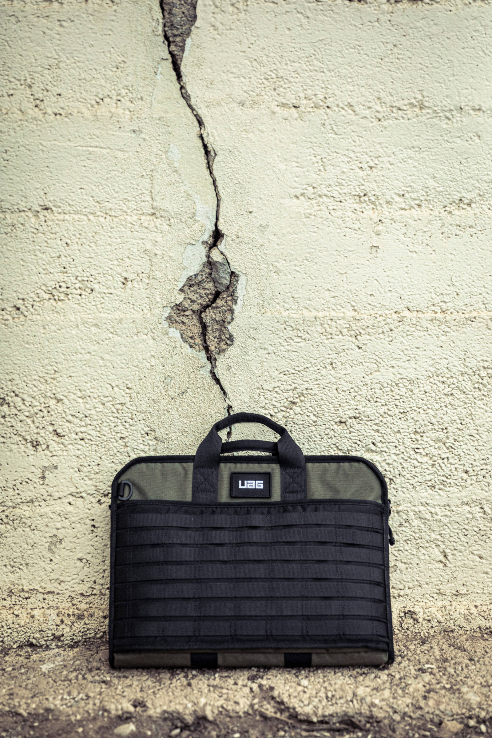 uag-standard-issue-tactical-brief-laptoptasche-14-zoll image 3