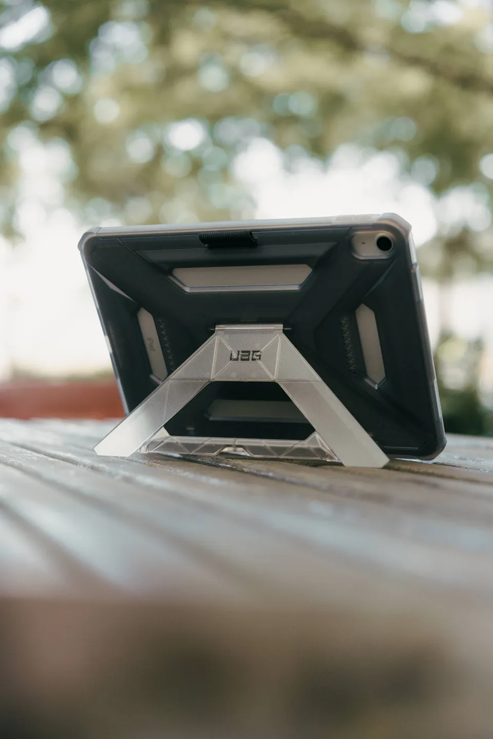 uag-scout-plus-ipad-11-a16-h-lle-2025-mit-st-nder-schwarz image 1
