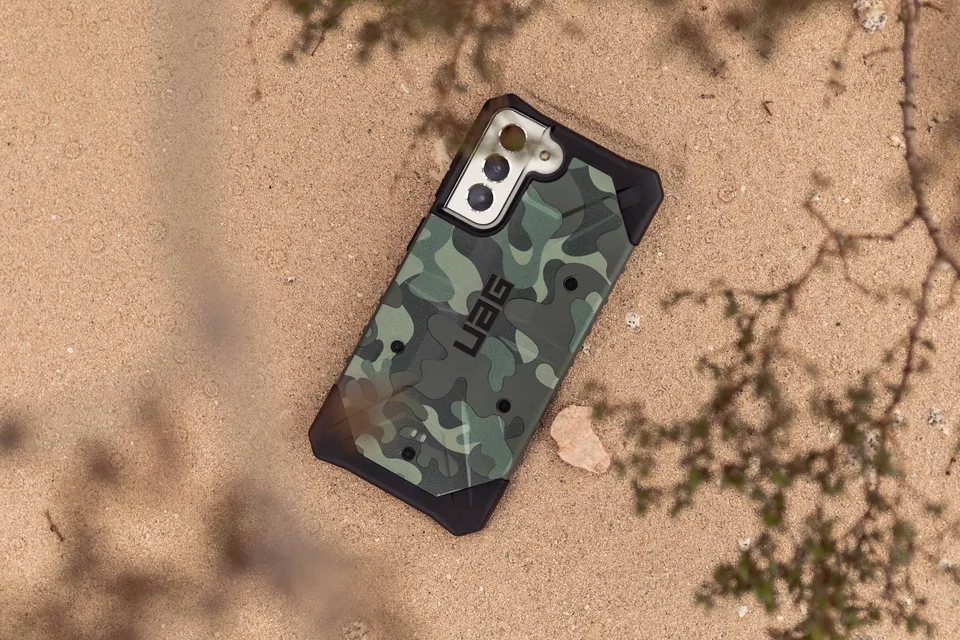 uag-pathfinder-se-galaxy-s21-plus-5g-handyh-lle-camo-robust image 1