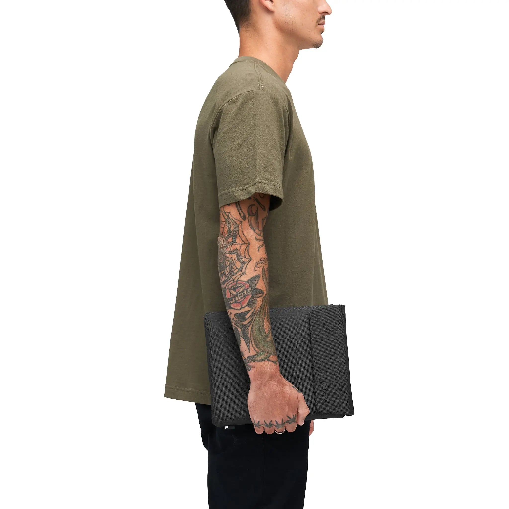 incase-crosstown-sleeve-11-zoll-tablet-h-lle-schwarz-ykk image 2