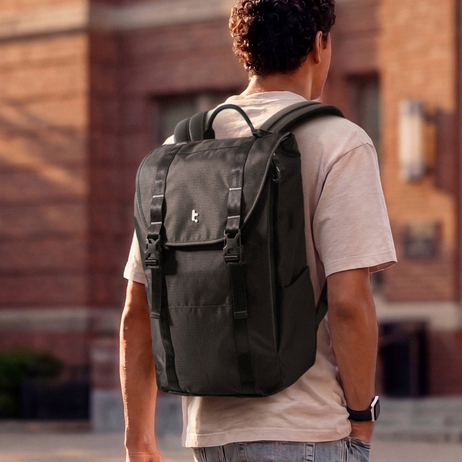 tomtoc-vintpack-ta1-liteway-laptop-rucksack-22l-leicht image 4