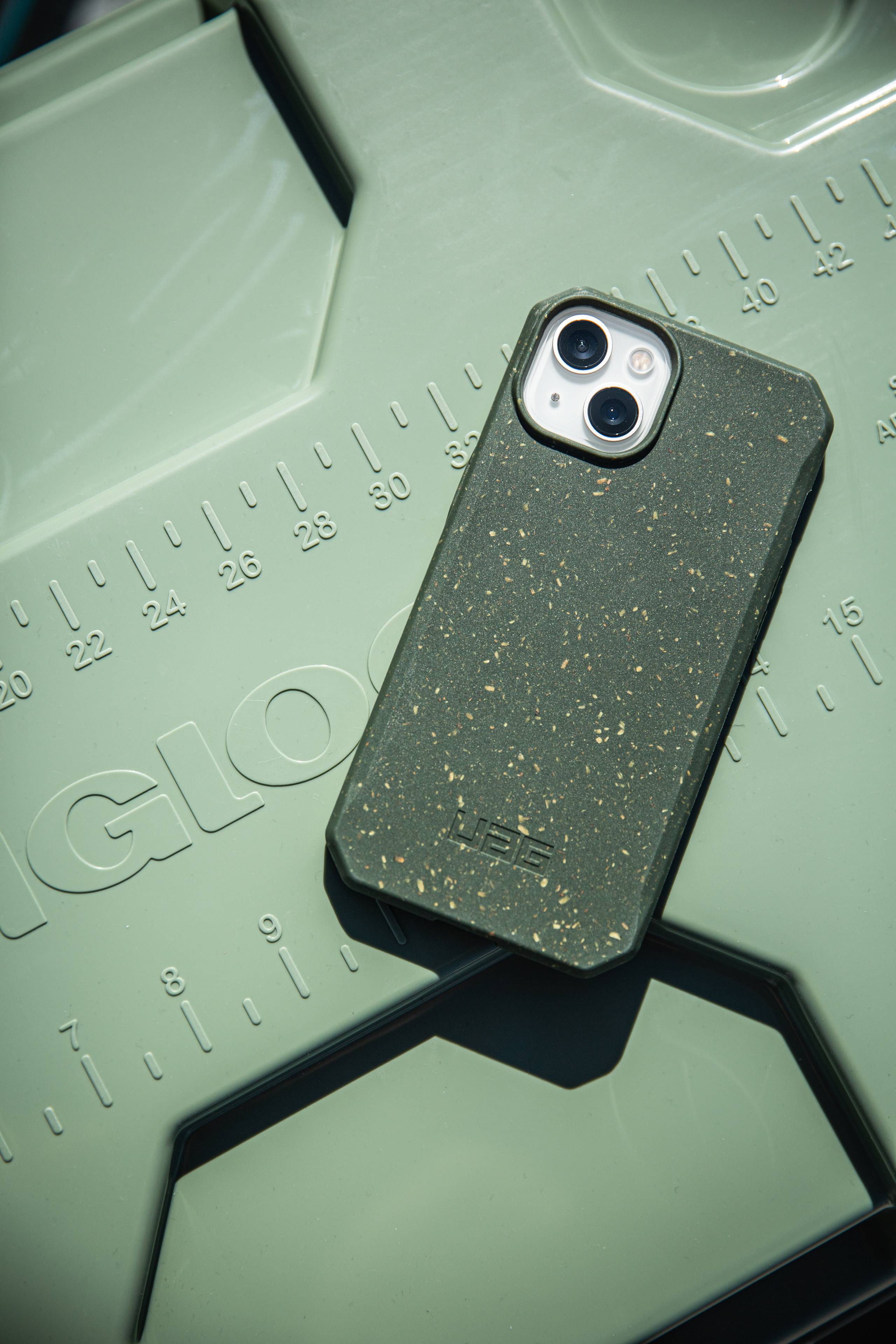 uag-outback-iphone-13-pro-max-h-lle-kompostierbar image 2