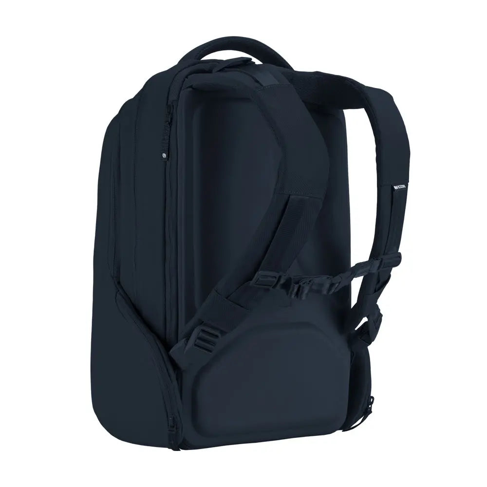 incase-icon-rucksack-23l-schwarz-f-r-16-zoll-laptop image 5