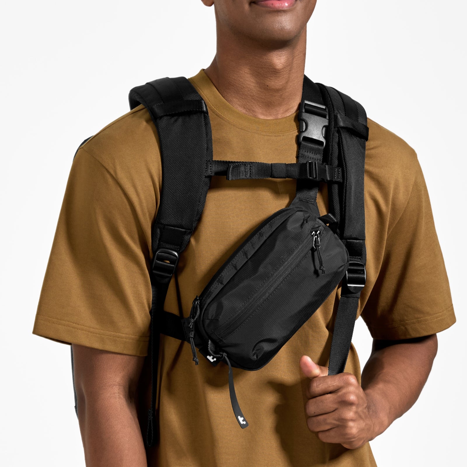 tomtoc-aviator-t33-brusttasche-1-5l-schwarz-kompakt image 4
