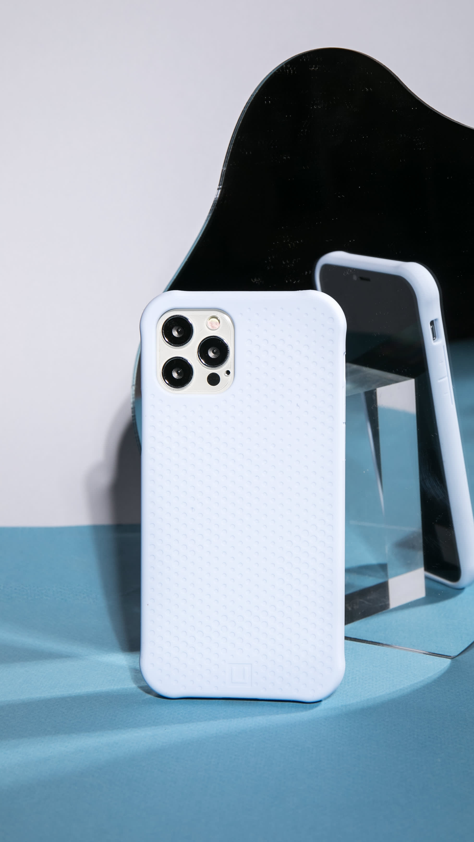 uag-dot-iphone-12-h-lle-silikon-fallschutz image 2