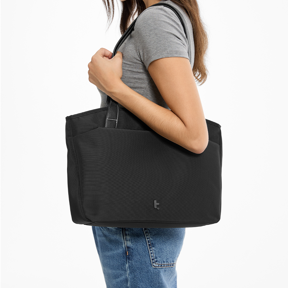 tomtoc-versatile-t23-tote-bag-10l-14-zoll-schwarz-ykk image 3