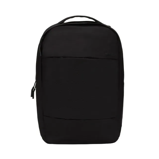 incase-city-compact-rucksack-18l-schwarz-recycelt image 1