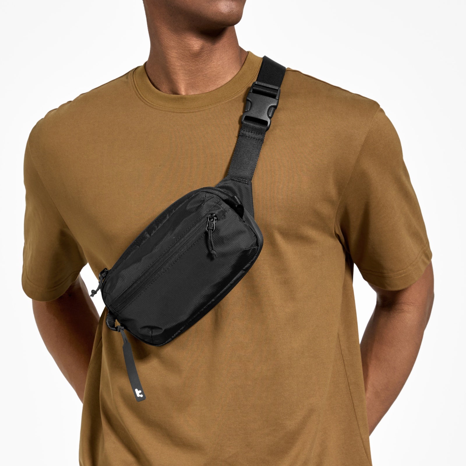 tomtoc-aviator-t33-brusttasche-1-5l-schwarz-kompakt image 3
