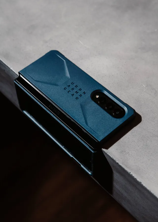 uag-civilian-galaxy-z-fold3-5g-h-lle-sto-fest image 1