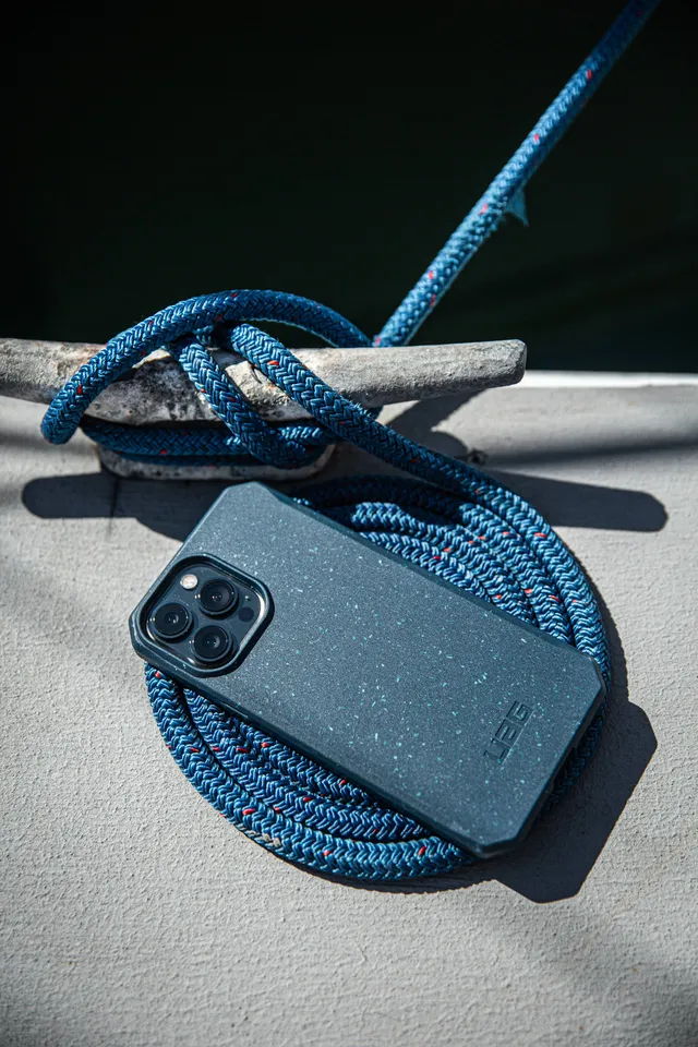 uag-outback-iphone-13-pro-h-lle-biologisch-abbaubar image 1