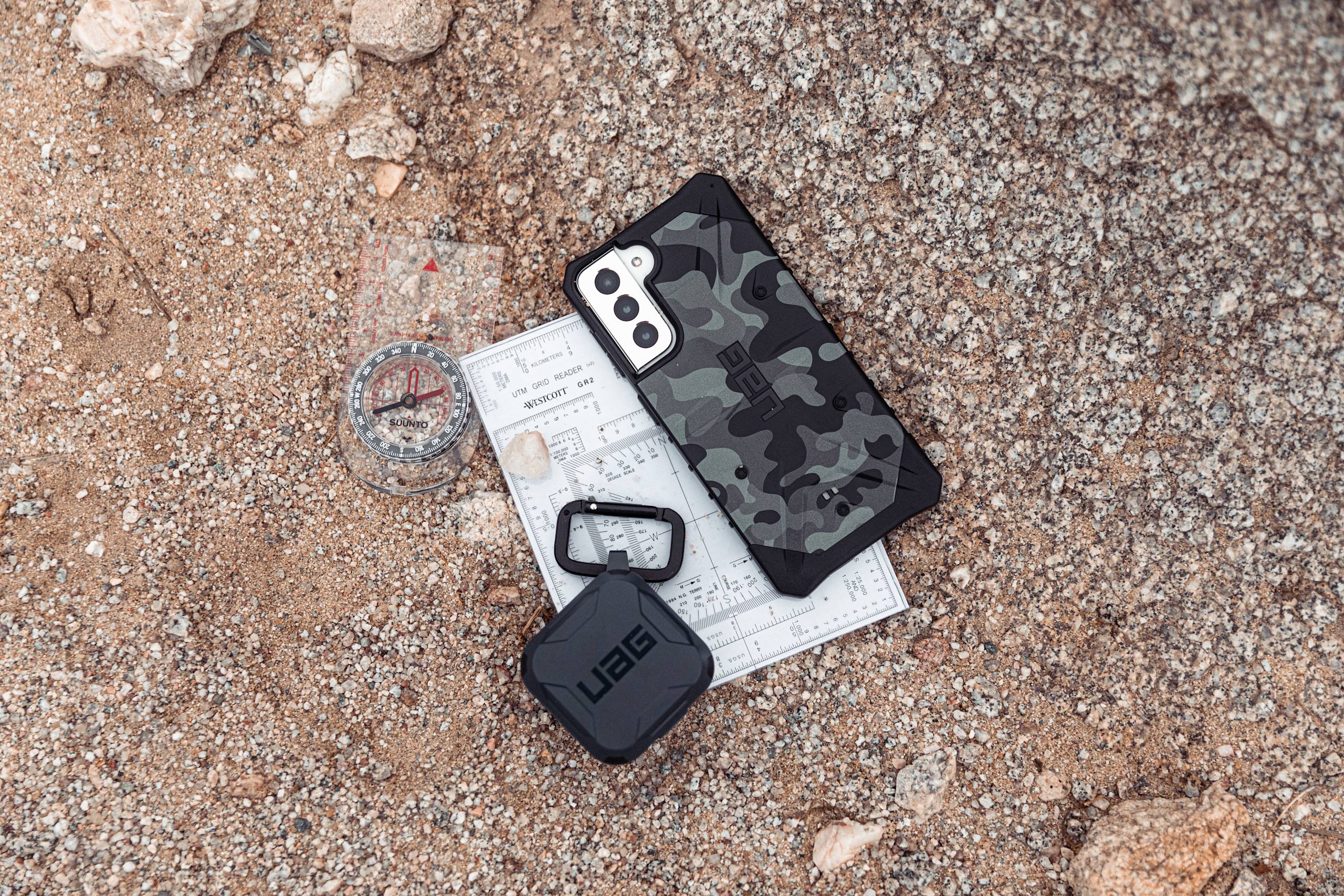 uag-pathfinder-se-galaxy-s21-plus-5g-handyh-lle-camo-robust image 2