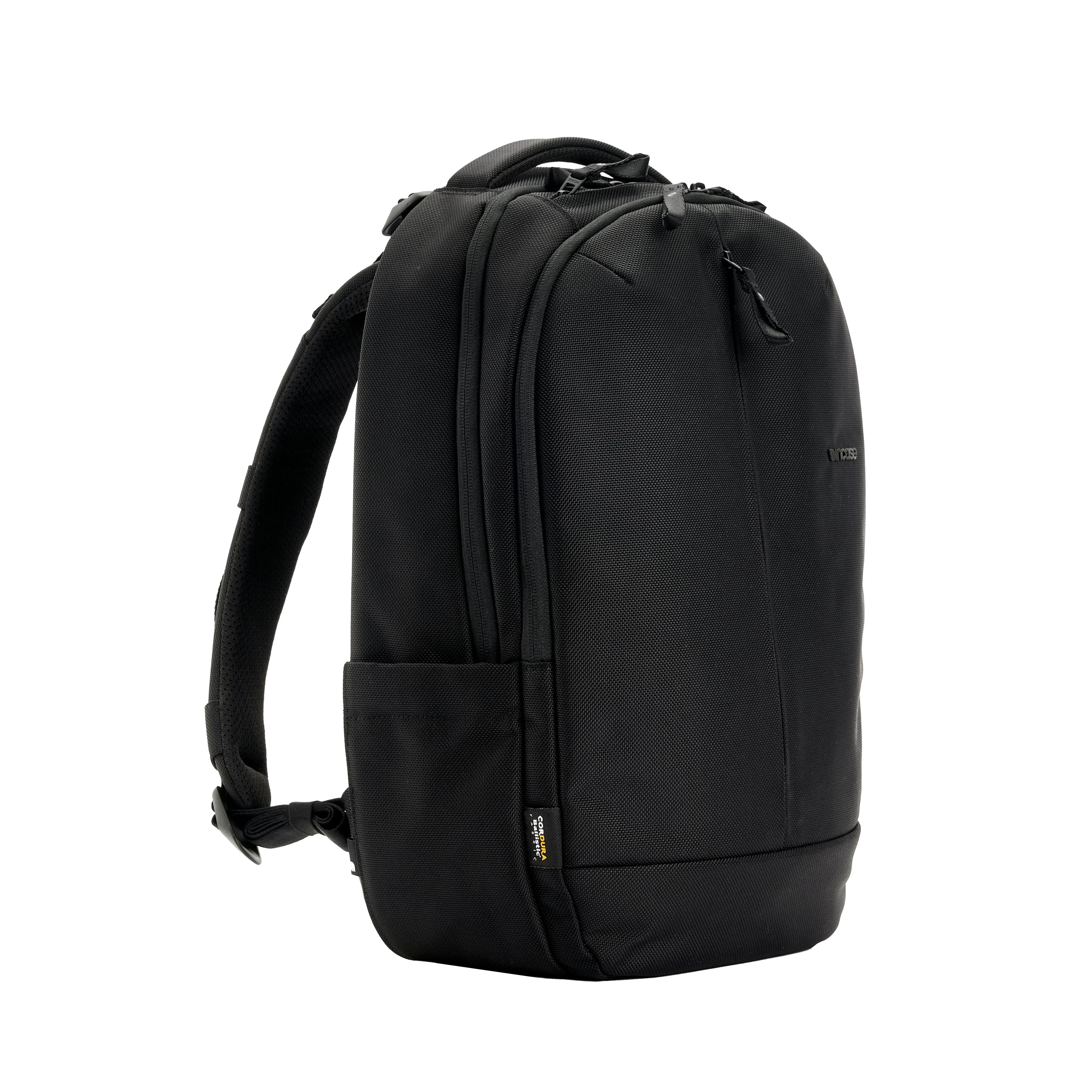 incase-tracks-backpack-18l-laptoprucksack-schwarz-cordura image 3