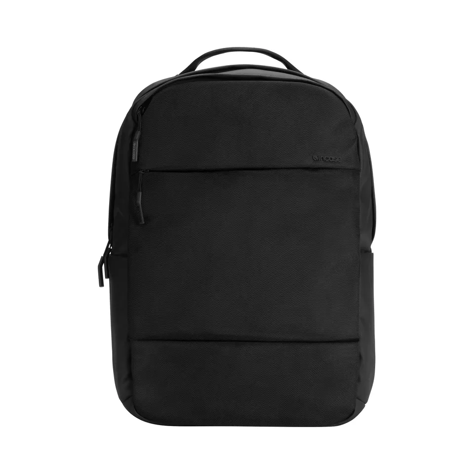 incase-city-compact-rucksack-18l-black-translucent-16-zoll-laptop image 1