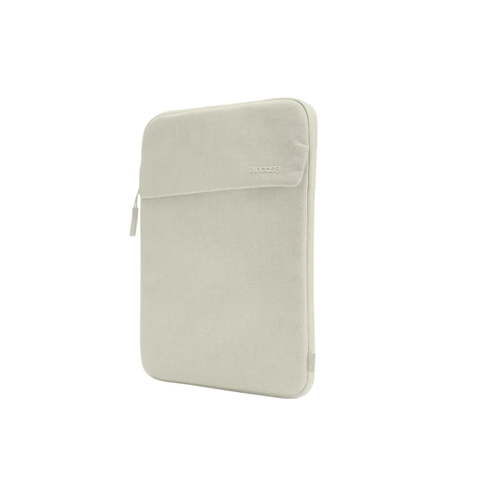 incase-crosstown-sleeve-14-zoll-laptoptasche-schwarz image 1