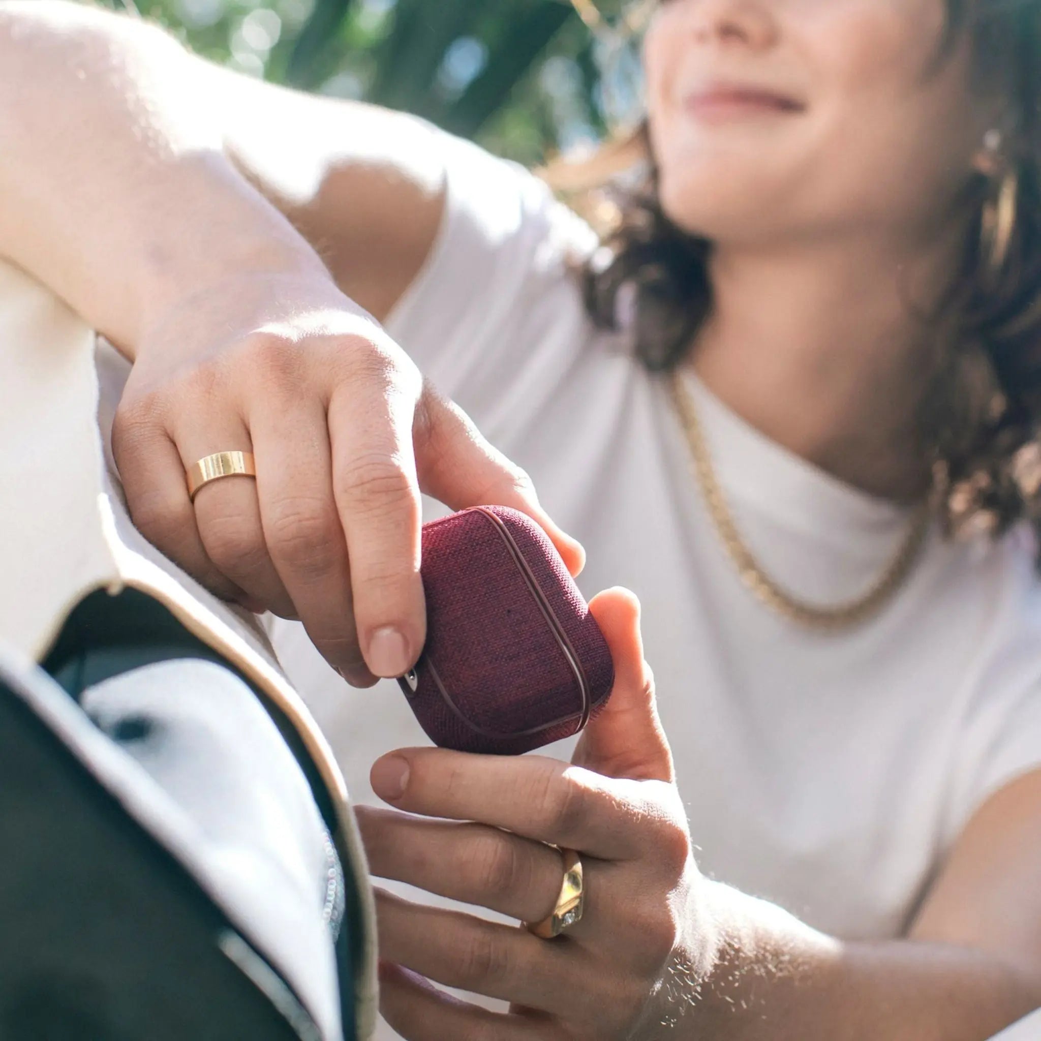 incase-woolenex-h-lle-airpods-3-gen-blush-pink-stoff image 2