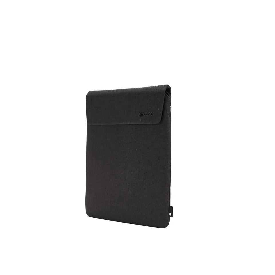 incase-crosstown-sleeve-11-zoll-tablet-h-lle-schwarz-ykk image 1